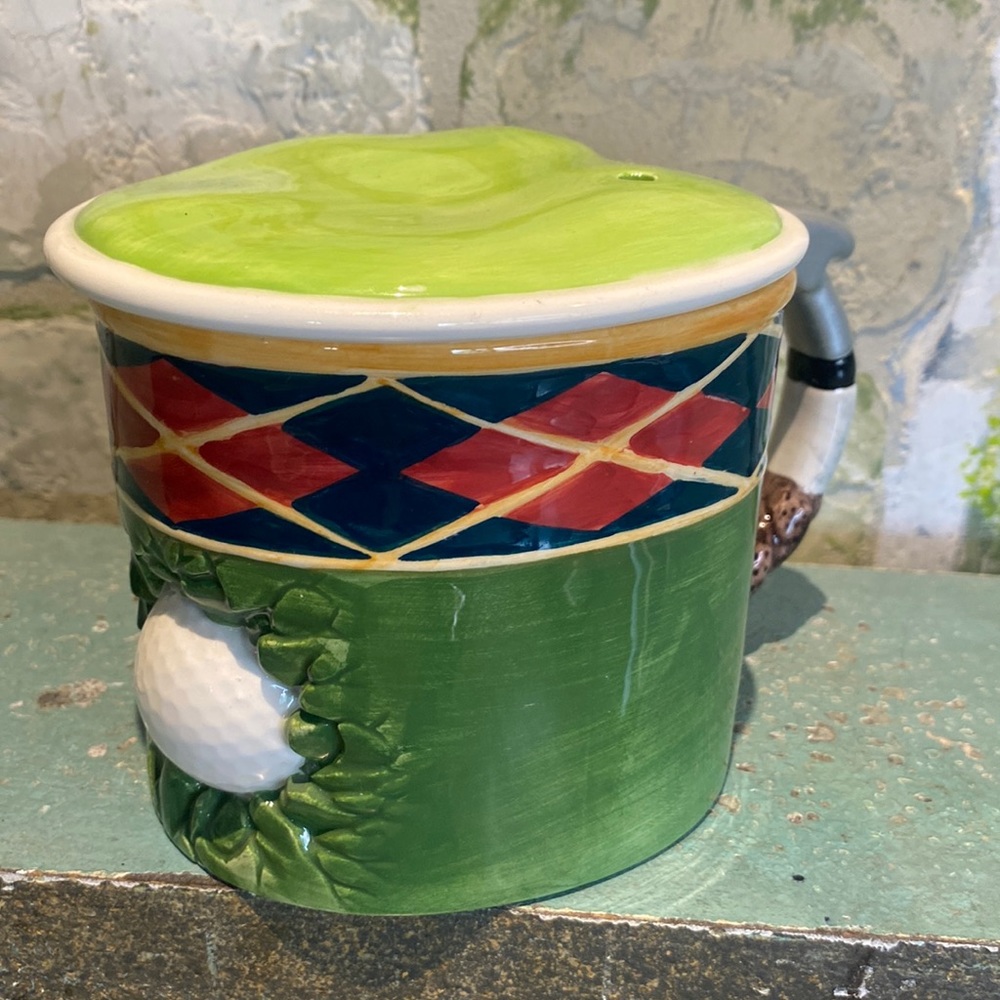 1997 Roman Inc. Golf Ball Coffee Mug with lid Unique